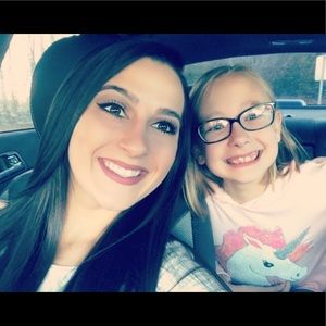 Meet your Posher, Lacey